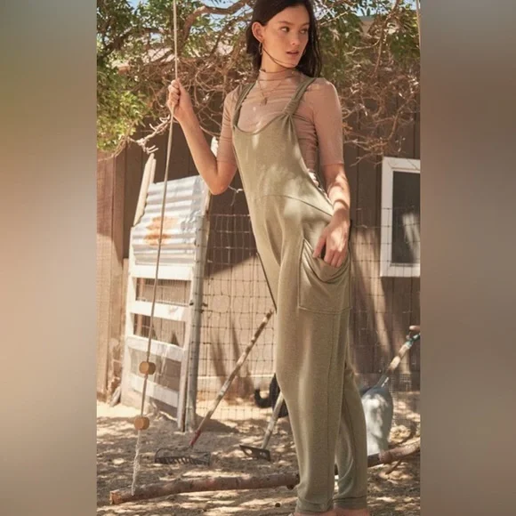 Olive Green Jumpsuit NWOT - Picture 4 of 13